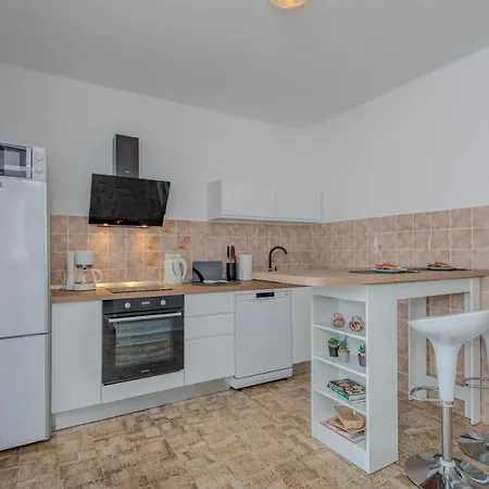 House Kalinic * Mimice